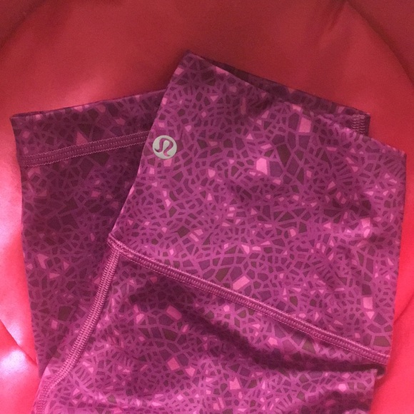 Lululemon 🍋 - Picture 2 of 8